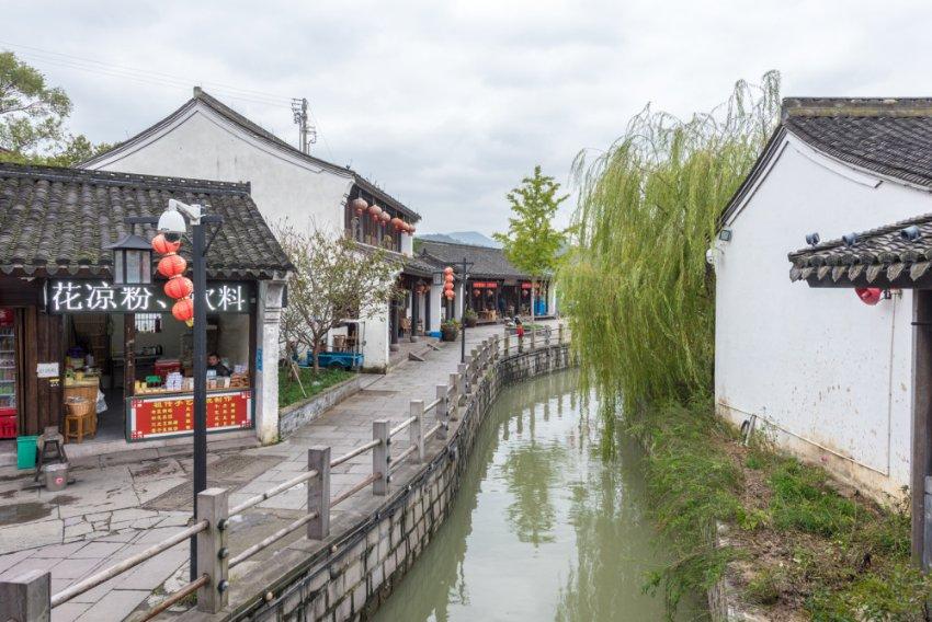 以找工作为名诈骗去哪里报案游戏画面